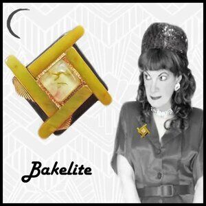 Retro Brooch Pin with Vintage Bakelite & Sealife Lucite VFG
